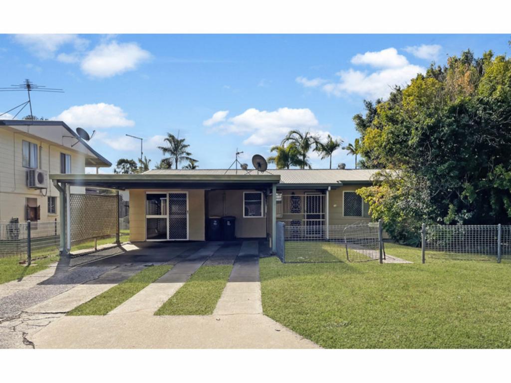 73 Capricorn Cres, Norman Gardens, QLD 4701