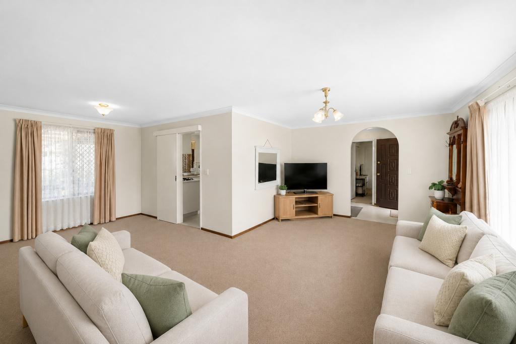 54 Ganfield St, Carey Park, WA 6230