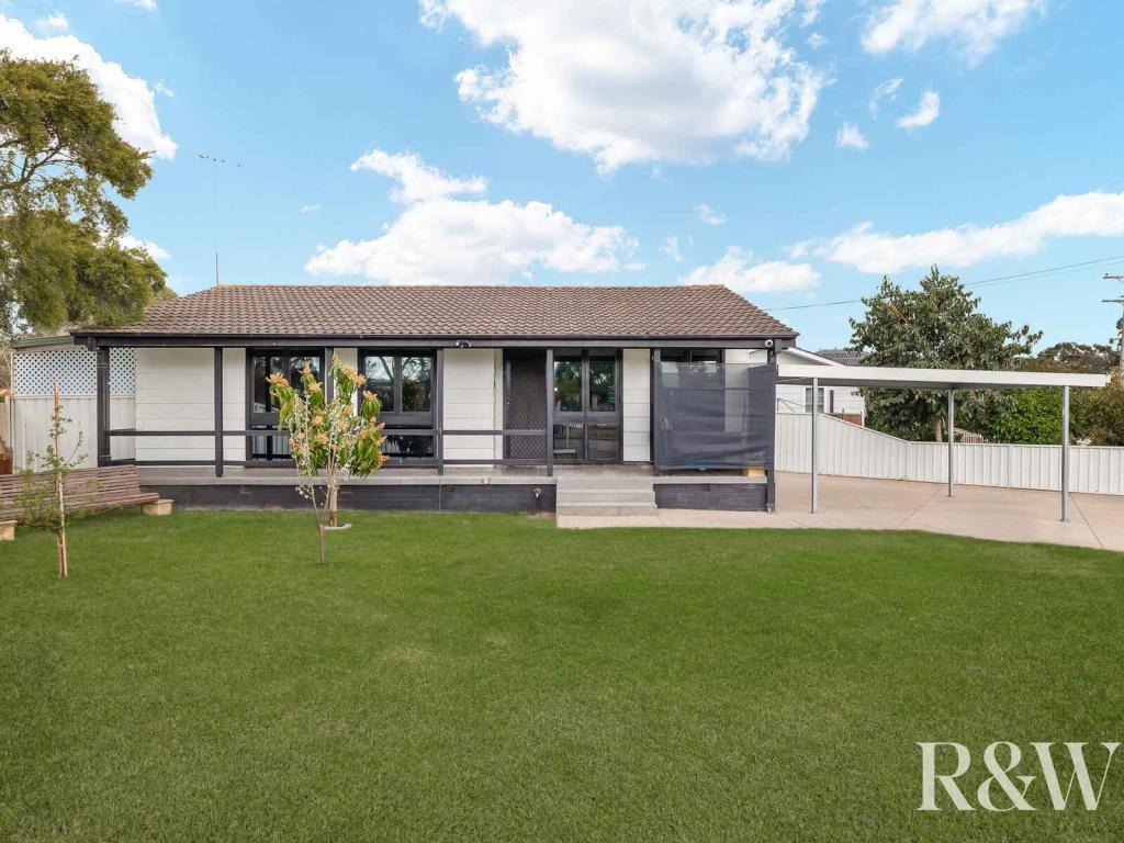8 Winsford Ave, Hebersham, NSW 2770