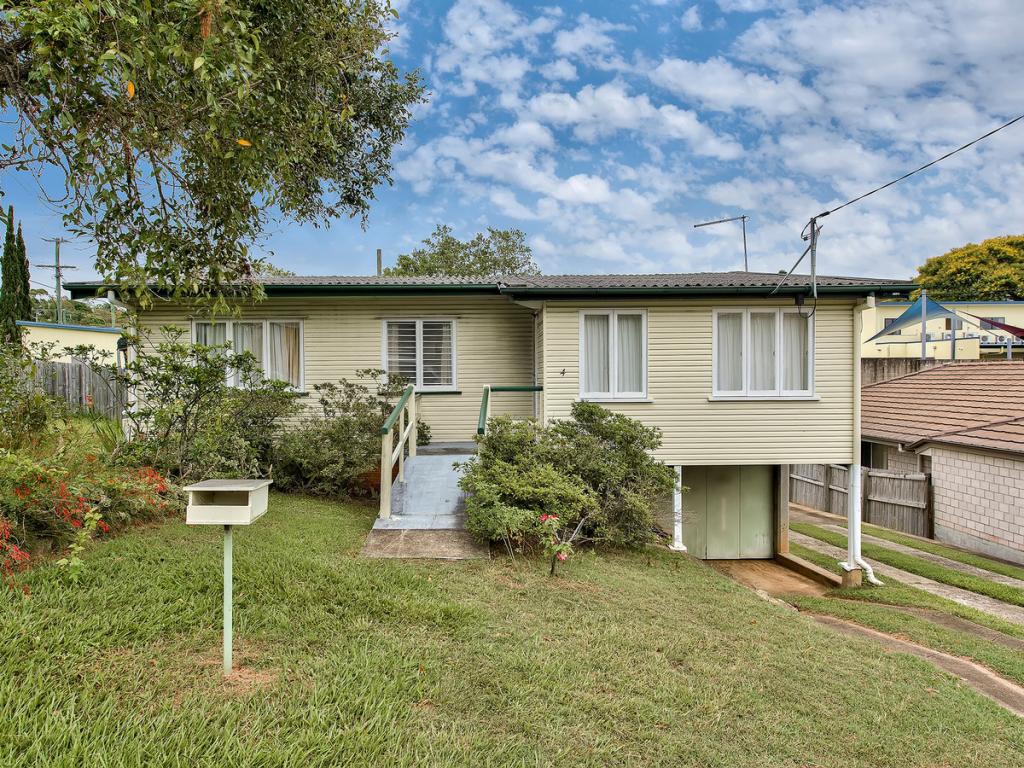4 Cranbourne St, Chermside West, QLD 4032