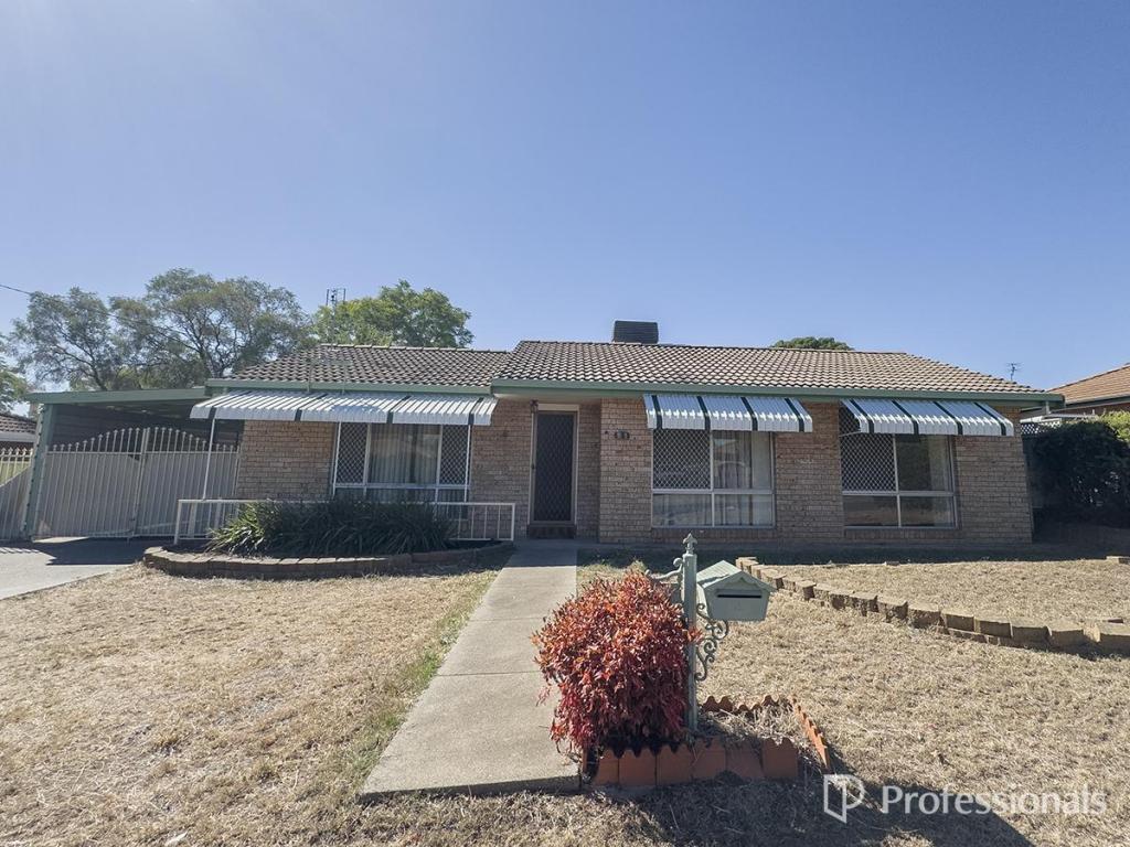 11 Maxwell St, West Tamworth, NSW 2340