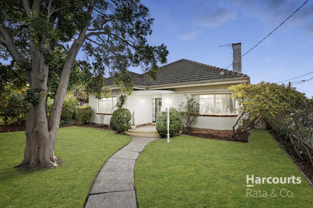 38 OAKHILL AVE, RESERVOIR, VIC 3073