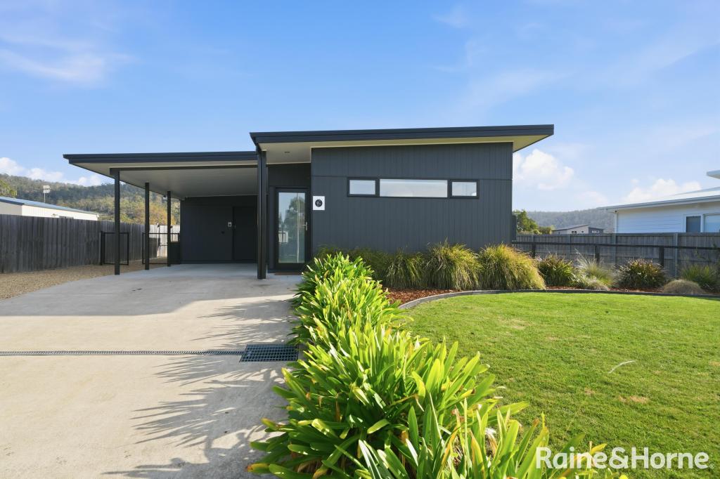 4 Oyster Pl, Orford, TAS 7190