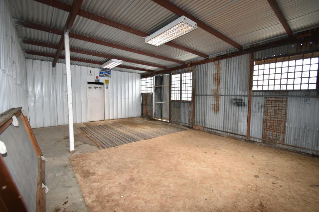 Shed 3/71 Finch St, Beechworth, VIC 3747