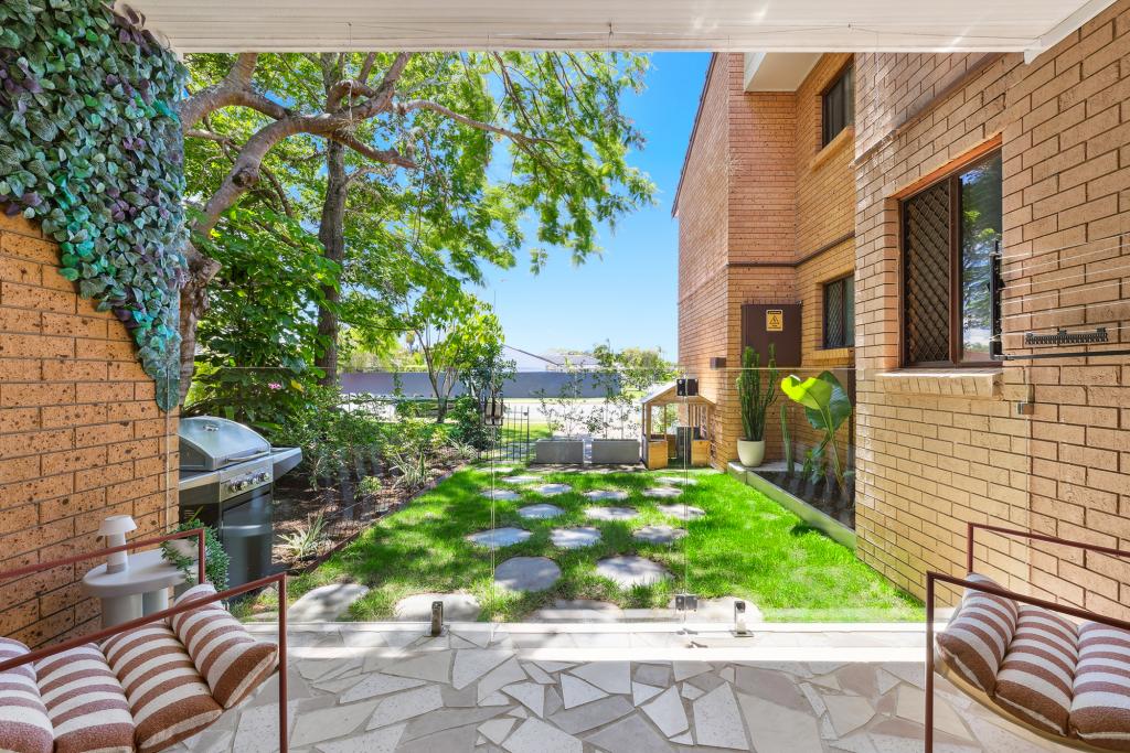 3/50 Oceanic Dr, Mermaid Waters, QLD 4218