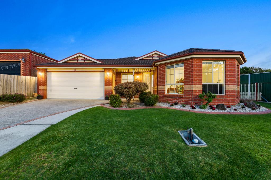 39 Jacqueline Pl, Pakenham, VIC 3810