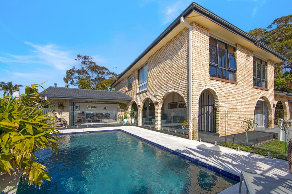 17 Vista Pde, Bateau Bay, NSW 2261