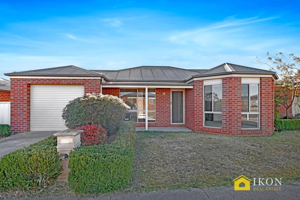8 James Cl, Kilmore, VIC 3764