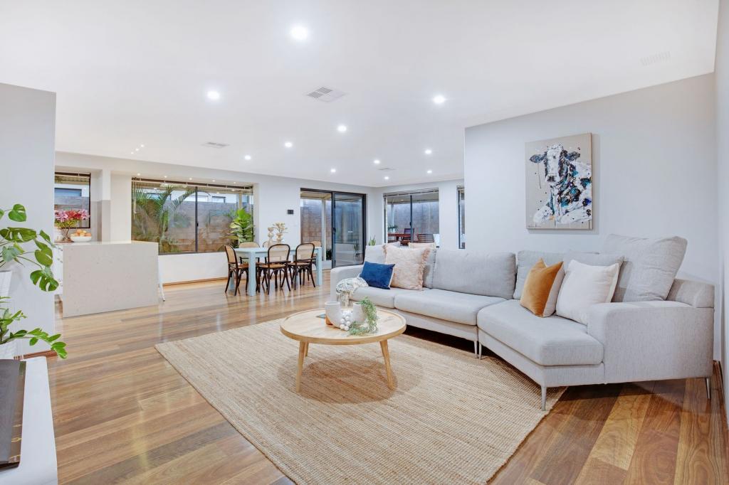 7 Manjimup Pl, Gwelup, WA 6018