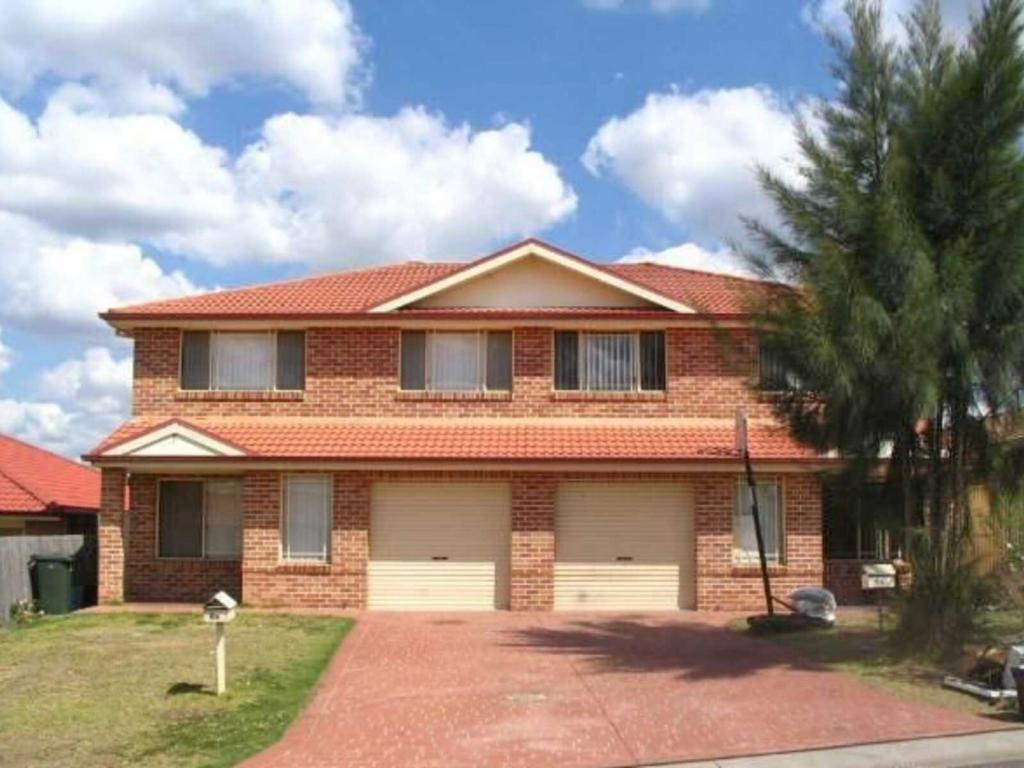 4a Corindi Cl, Hoxton Park, NSW 2171