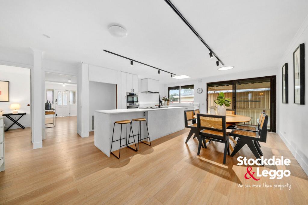 8 Shelbourne Ct, Meadow Heights, VIC 3048