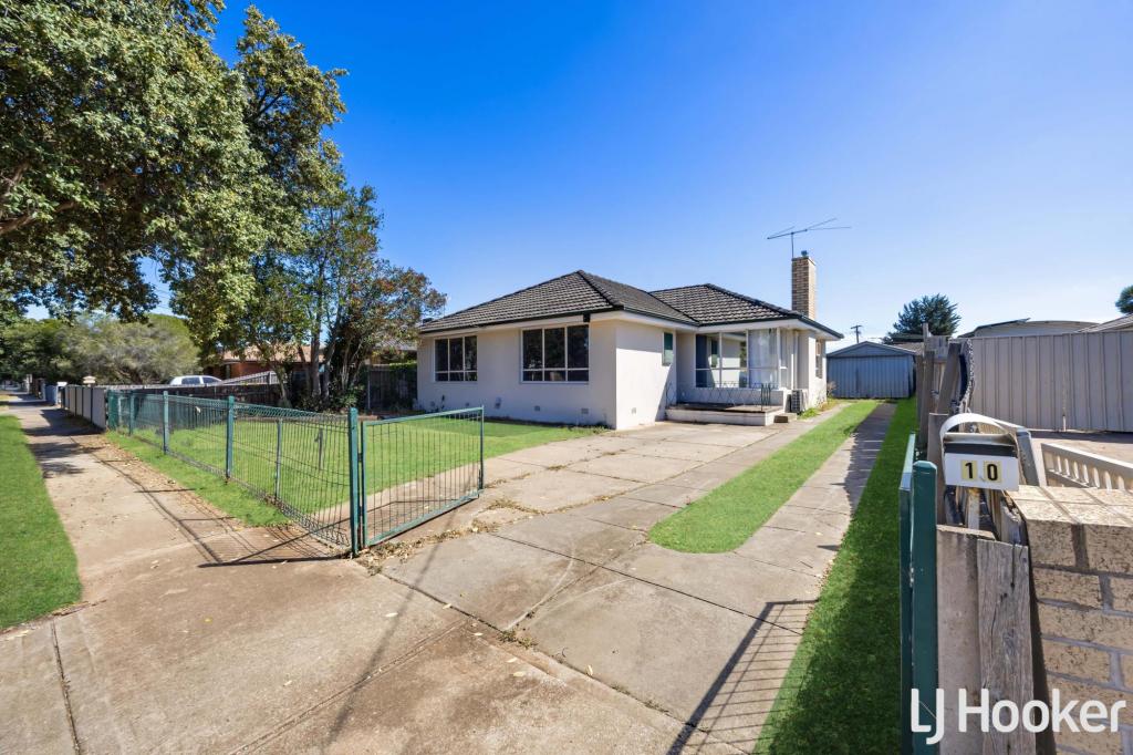 10 Second Ave, Melton South, VIC 3338