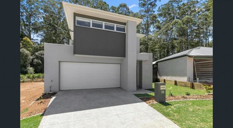 2/98 Palm Forest Cct, Forest Glen, QLD 4556