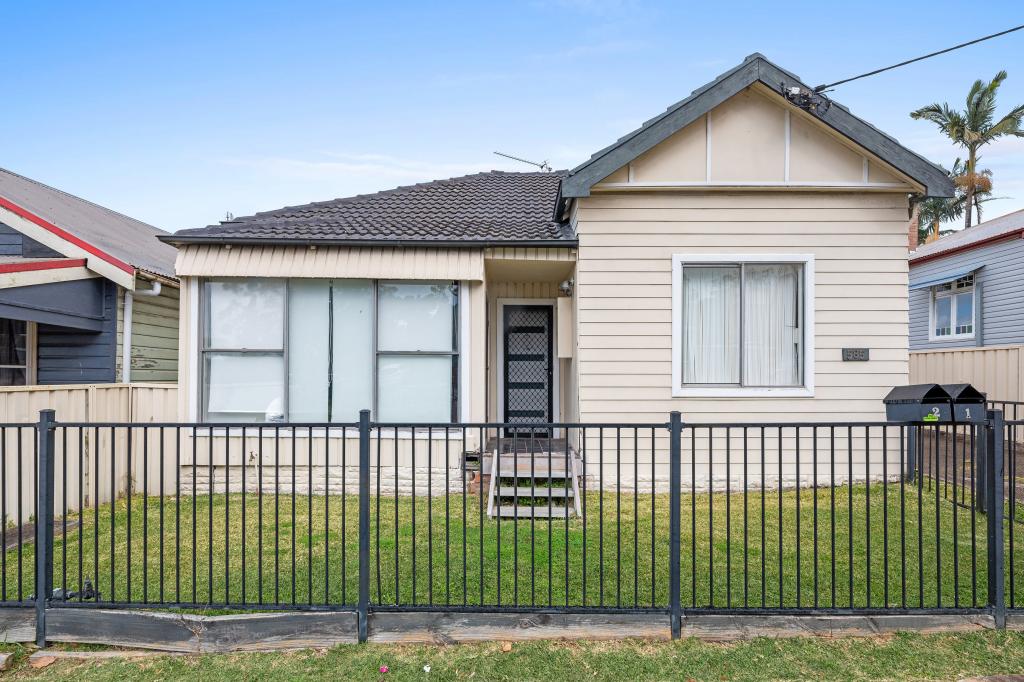 585 Glebe Rd, Adamstown, NSW 2289