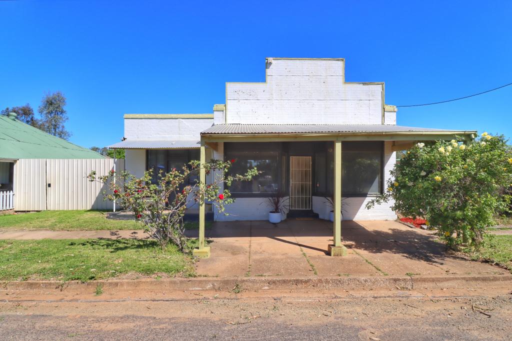 34 Main St, Gooloogong, NSW 2805