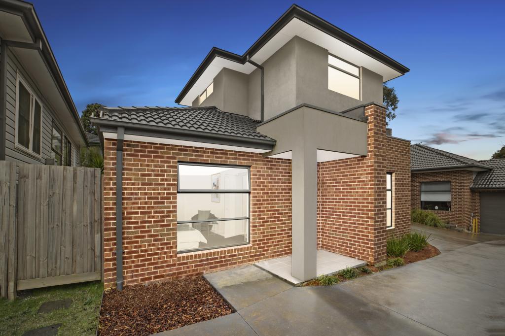 2/11 Paton Cres, Boronia, VIC 3155