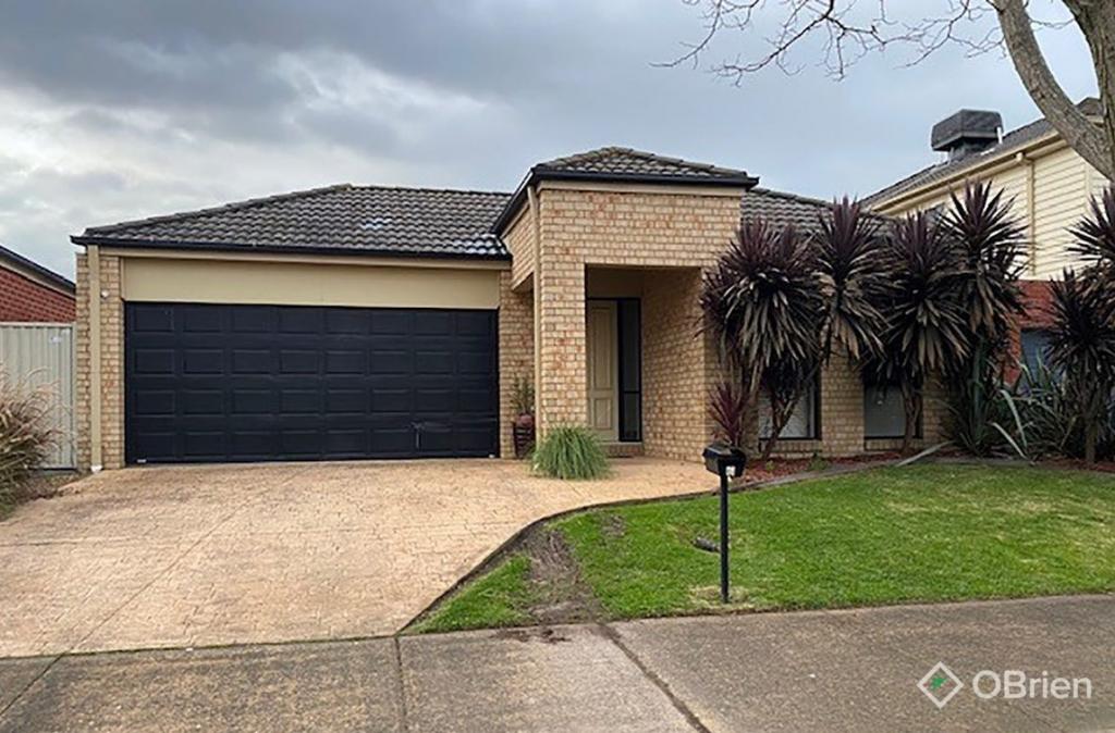 6 Latrobe Ave, Pakenham, VIC 3810