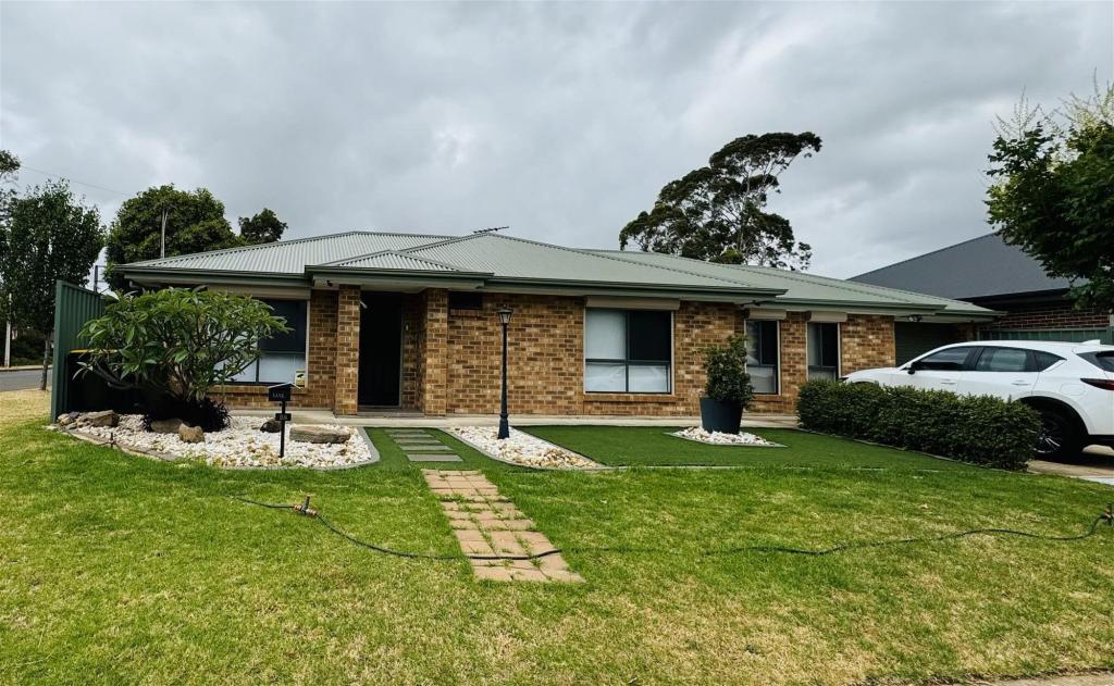 2a Beaumont Ct, Para Hills West, SA 5096