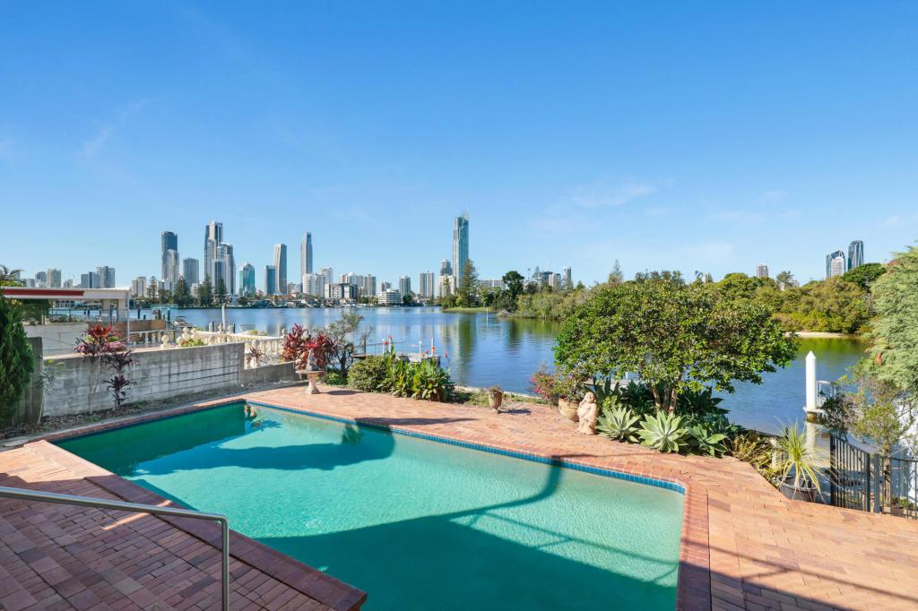 11 The Promenade, Isle Of Capri, QLD 4217