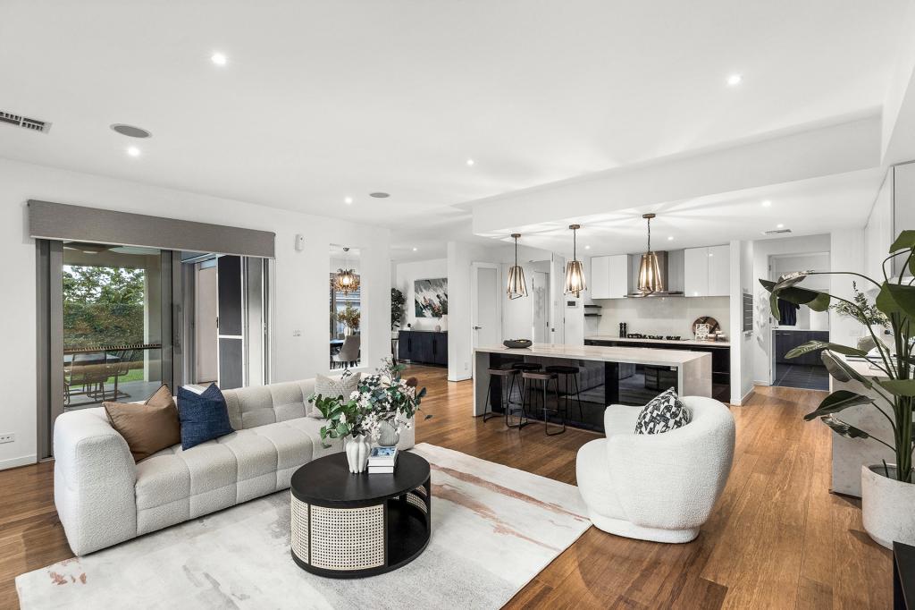 16 Devon Dr, Blackburn North, VIC 3130