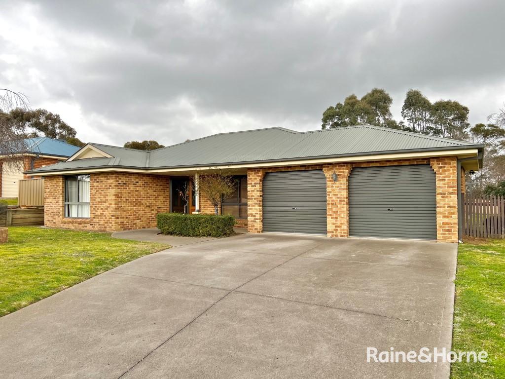 46 Hughes St, Kelso, NSW 2795
