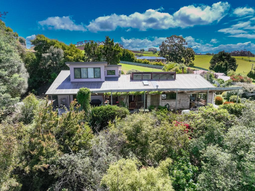 60 Deviation Rd, Penguin, TAS 7316