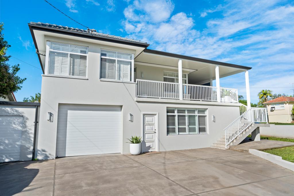 6 Twenty Seventh Ave, West Hoxton, NSW 2171