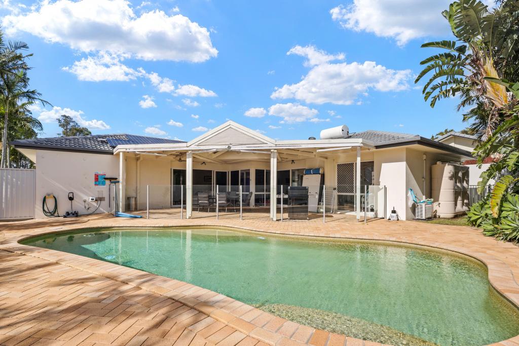 26 Pearson Cl, Arundel, QLD 4214