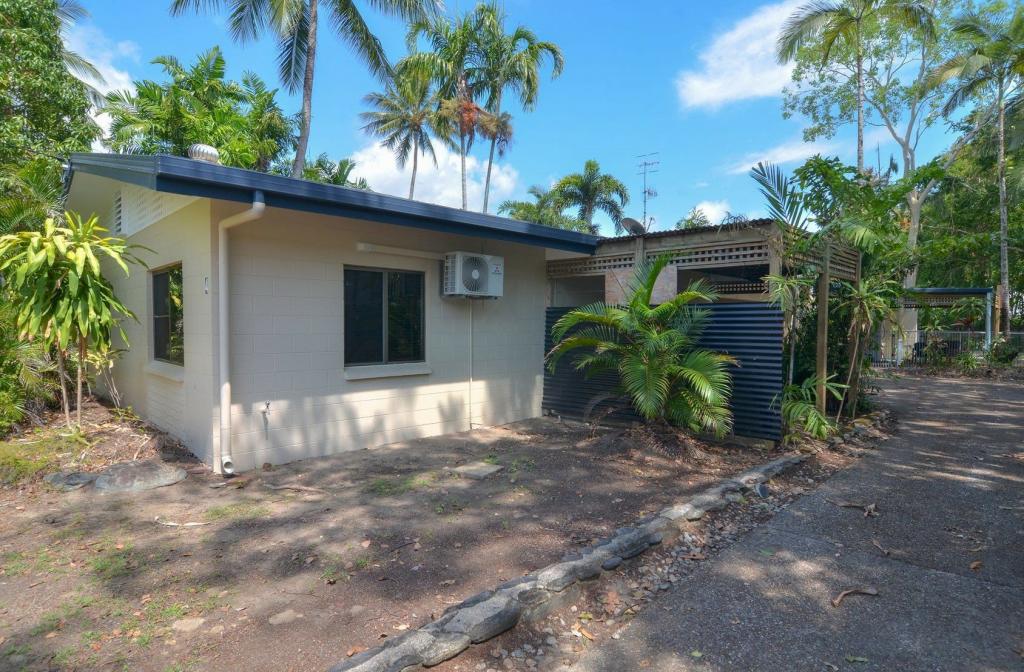 1/4 Seabrook Ave, Port Douglas, QLD 4877