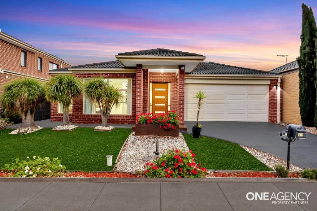 117 Featherbrook Dr, Point Cook, VIC 3030