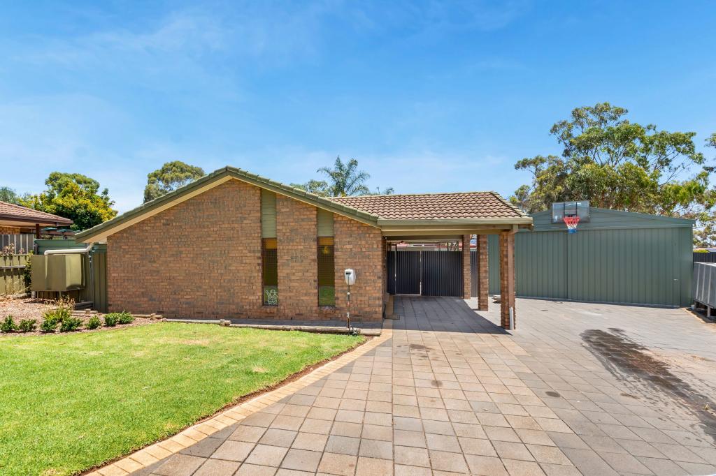 28 LURINGA CL, CRAIGMORE, SA 5114