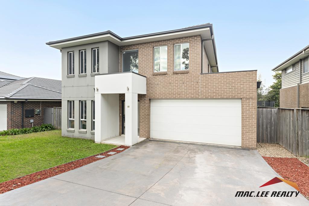 32 STONECUTTERS DR, COLEBEE, NSW 2761