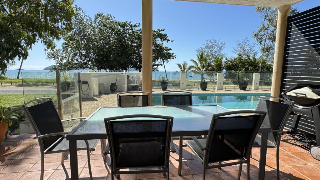 2/112 Kennedy Esp, South Mission Beach, QLD 4852