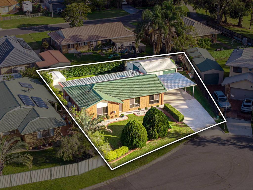 5 Banksia Ct, Rothwell, QLD 4022