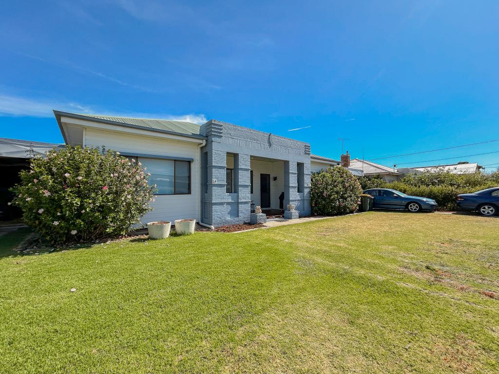 24 Muir Ave, Kerang, VIC 3579