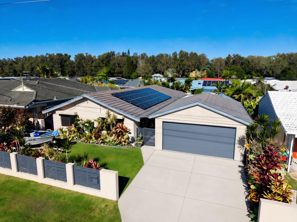 174 Yamba Rd, Yamba, NSW 2464