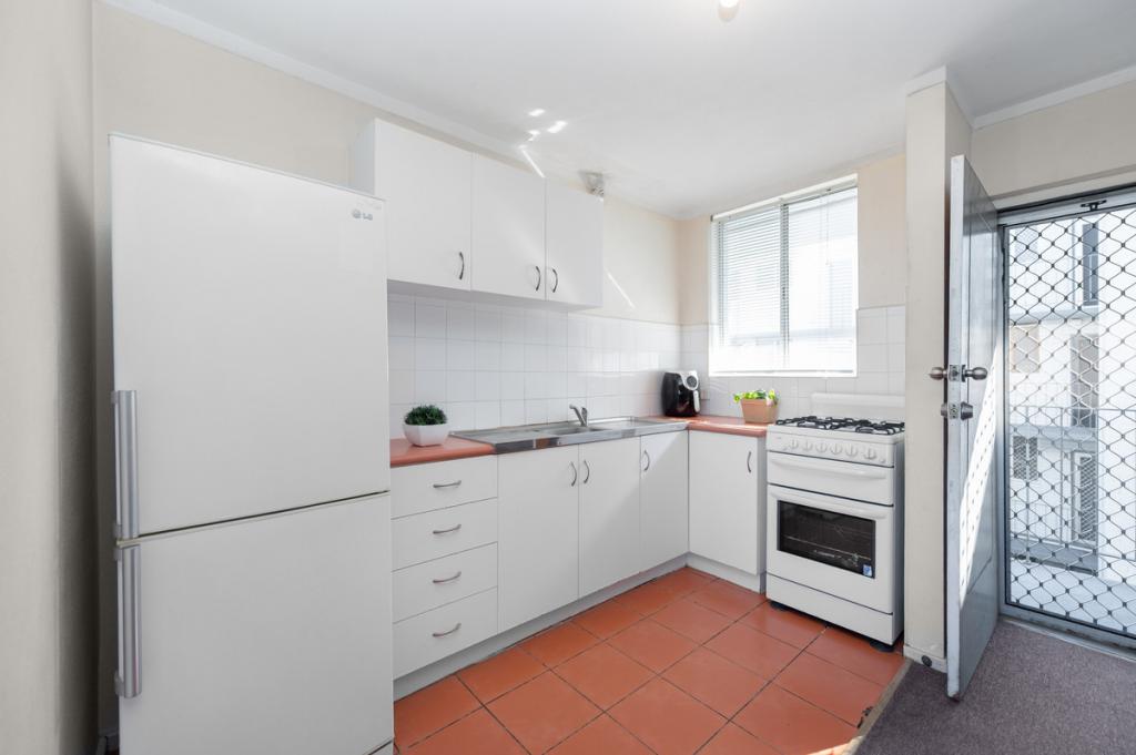 74/3 SHERWOOD ST, MAYLANDS, WA 6051