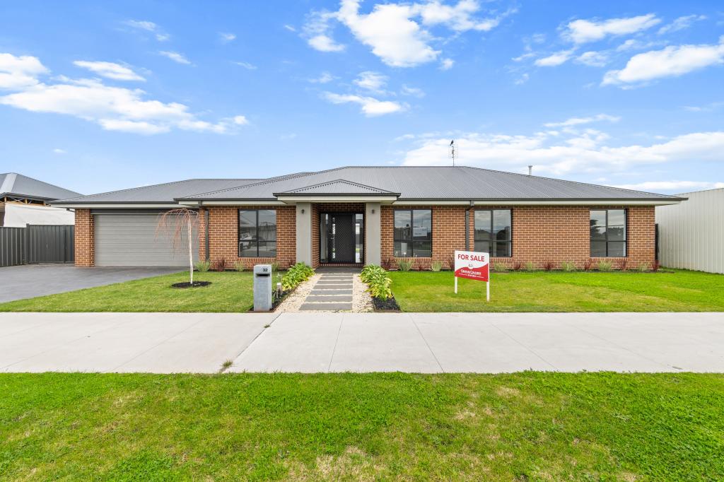 32 Dyer Ave, Sale, VIC 3850