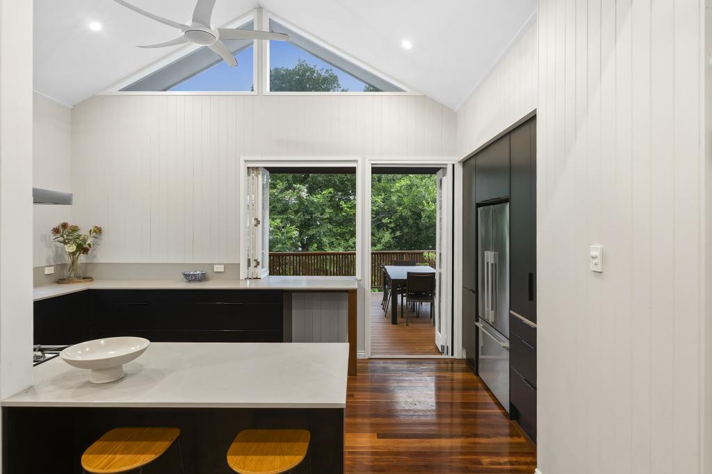 18 Fewings St, Toowong, QLD 4066