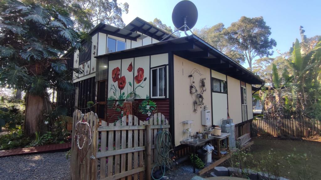 4 Eagle St, Macleay Island, QLD 4184