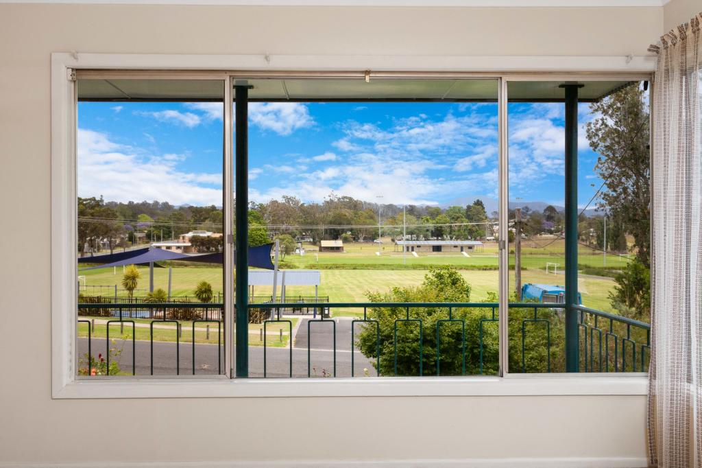 8 Evans St, Moruya, NSW 2537