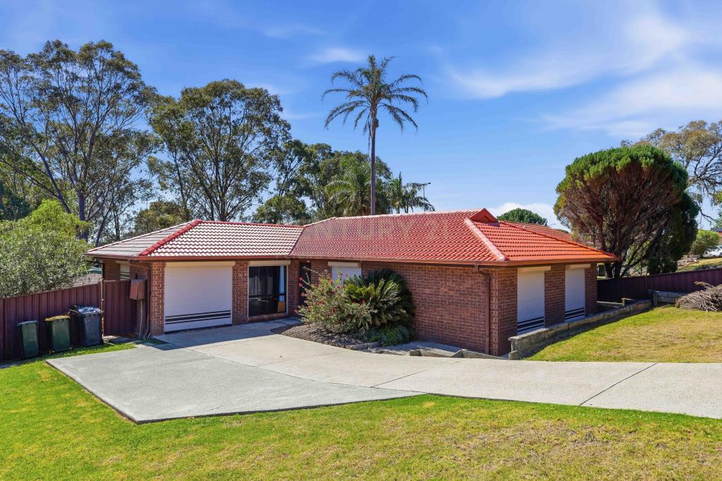 27 Claypole St, Ambarvale, NSW 2560