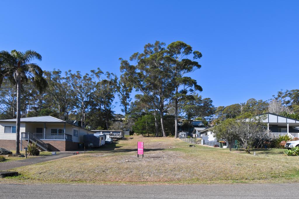 9 Edward Ave, Kings Point, NSW 2539