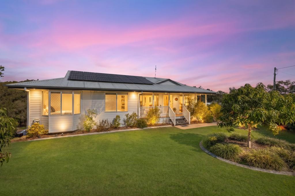 5 Rosewood Ct, Southside, QLD 4570