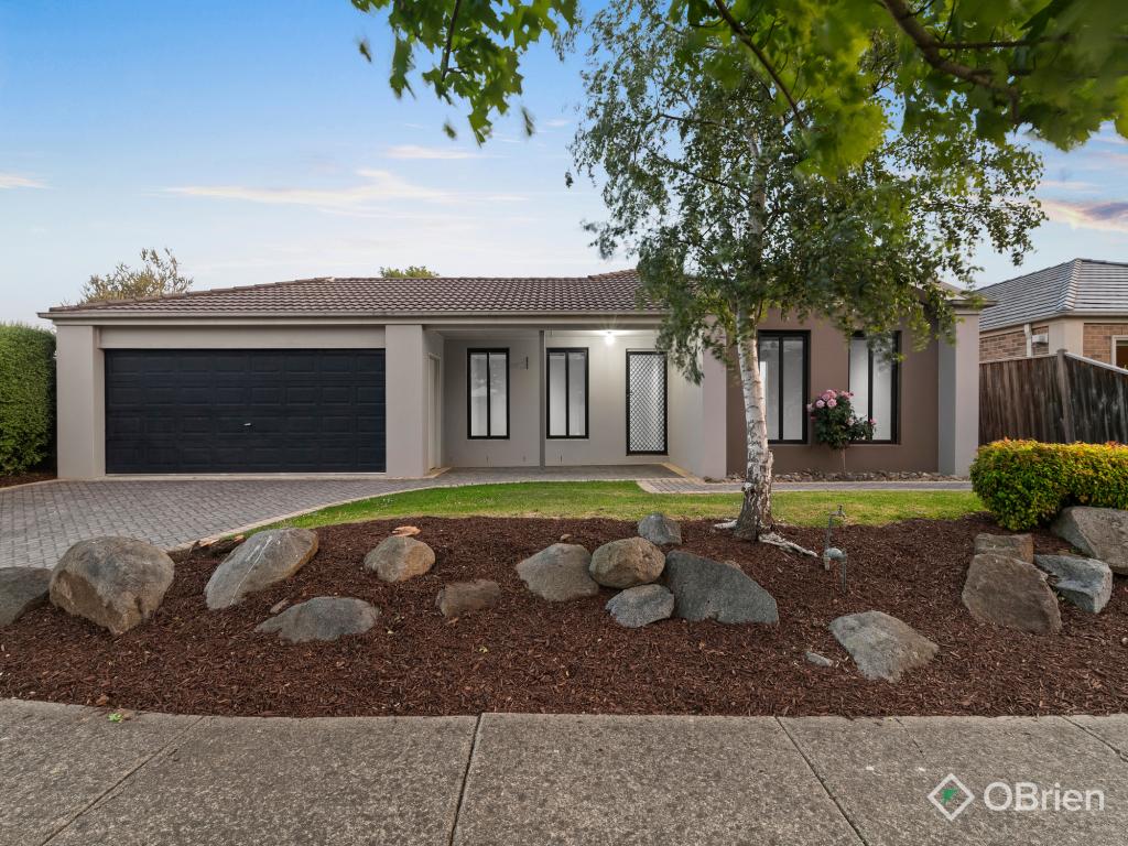 135 Moondarra Dr, Berwick, VIC 3806