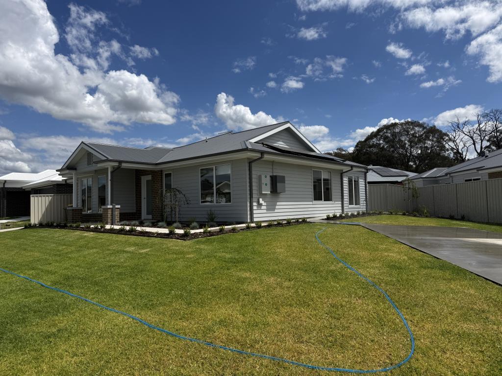 12a Chandler St, West Wodonga, VIC 3690