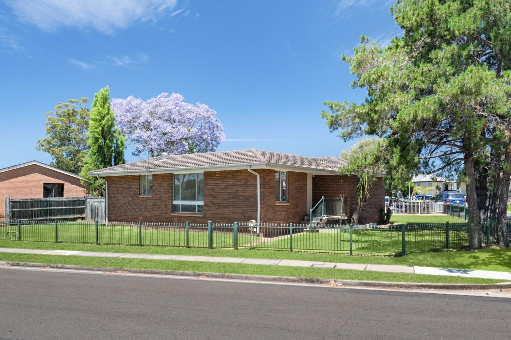 52 Peppin Cres, Airds, NSW 2560