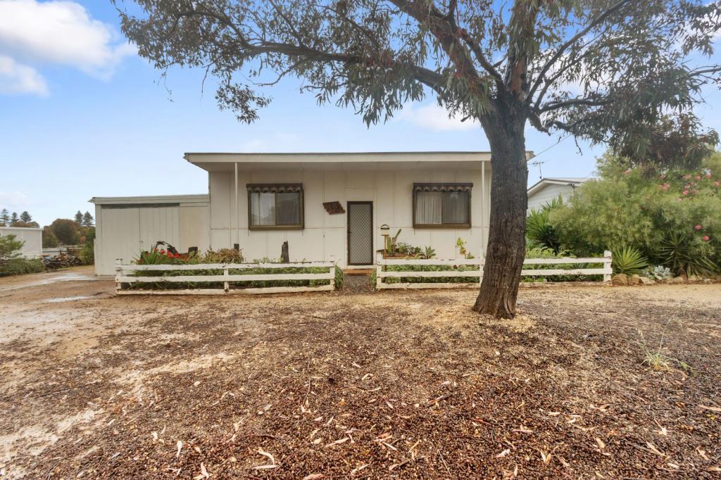 32 Diagonal Rd, Ardrossan, SA 5571