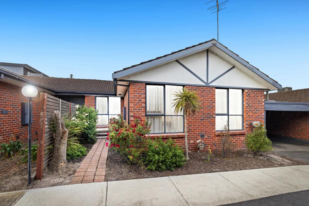 2/160 NEPEAN HWY, SEAFORD, VIC 3198