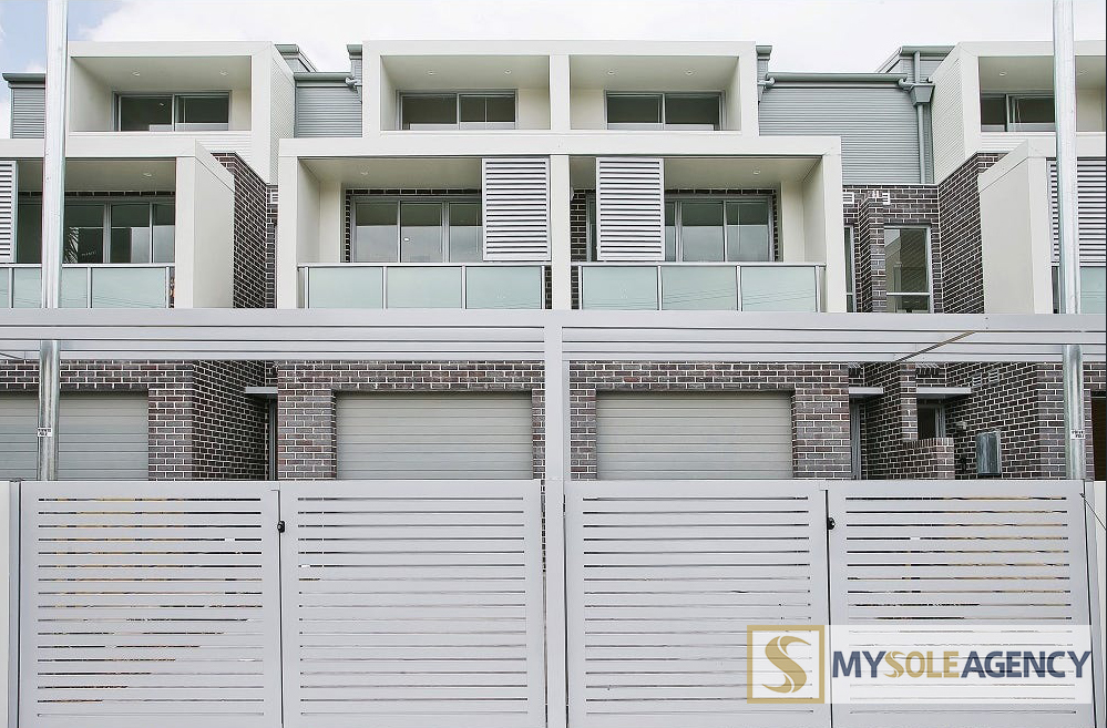 12a Macintosh St, Mascot, NSW 2020